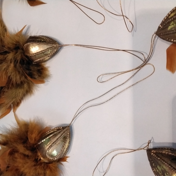 Christmas Feather Ornaments - Picture 3 of 5